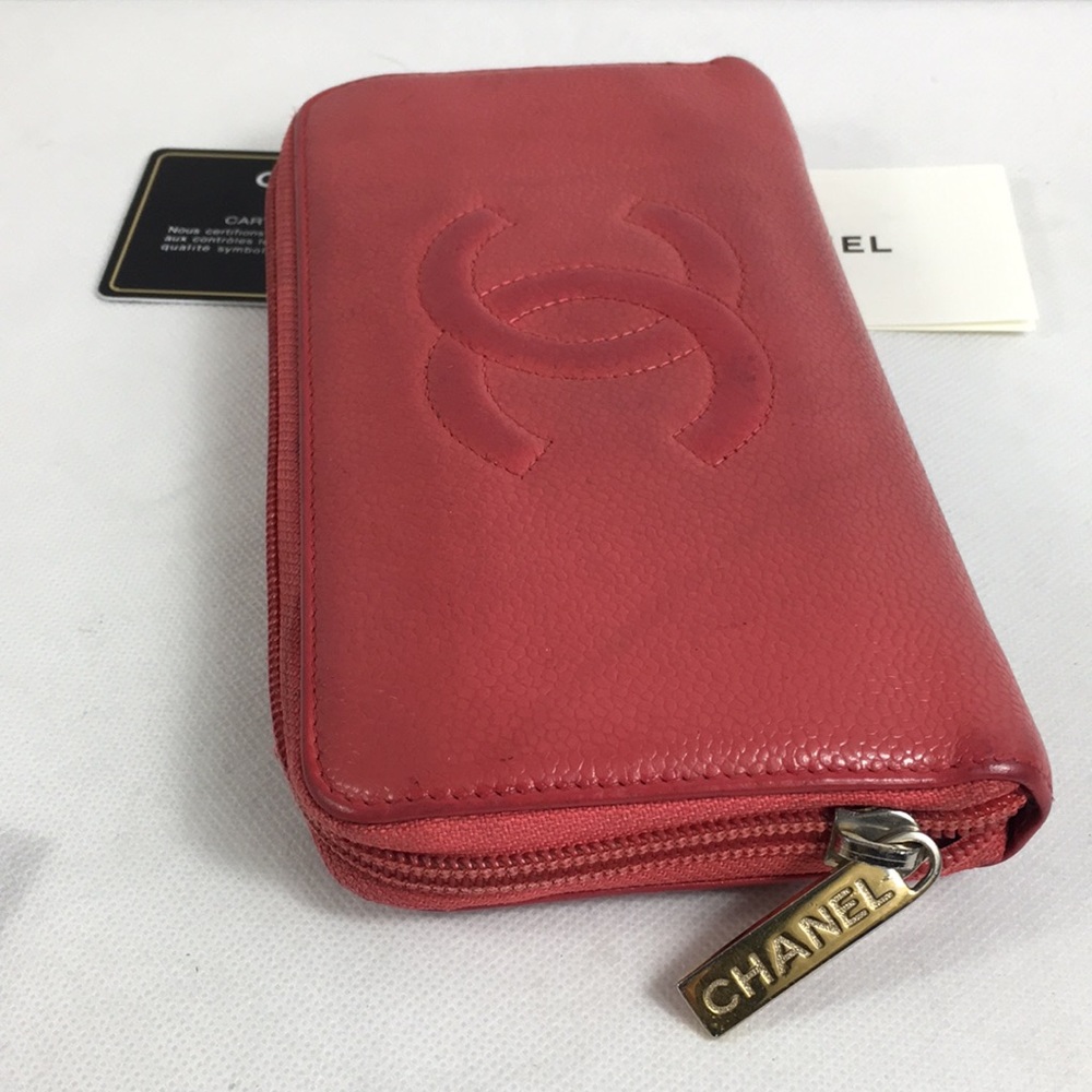 ๐ CAVIAR ๐ zippy chanel wallet - Picture 15 of 16